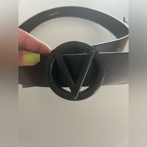 Valentino black belt . Is beautiful
